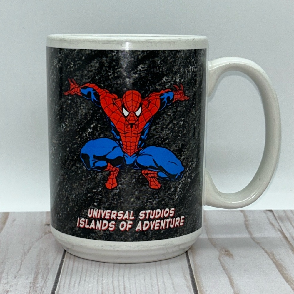 Spider-Man Vintage 1999 Universal Studios Islands Of Adventure Coffee Mug